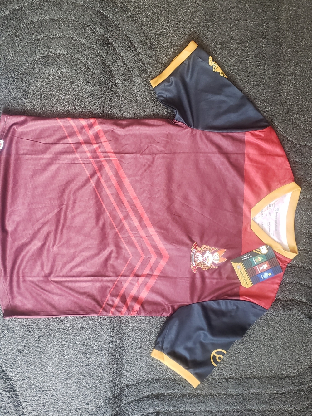 Pokémon Center Galar First Partner Scorbunny Jersey Size Medium